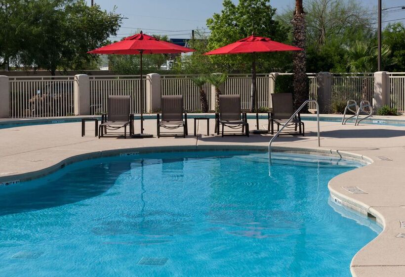 ホテル Hilton Garden Inn Tucson Airport