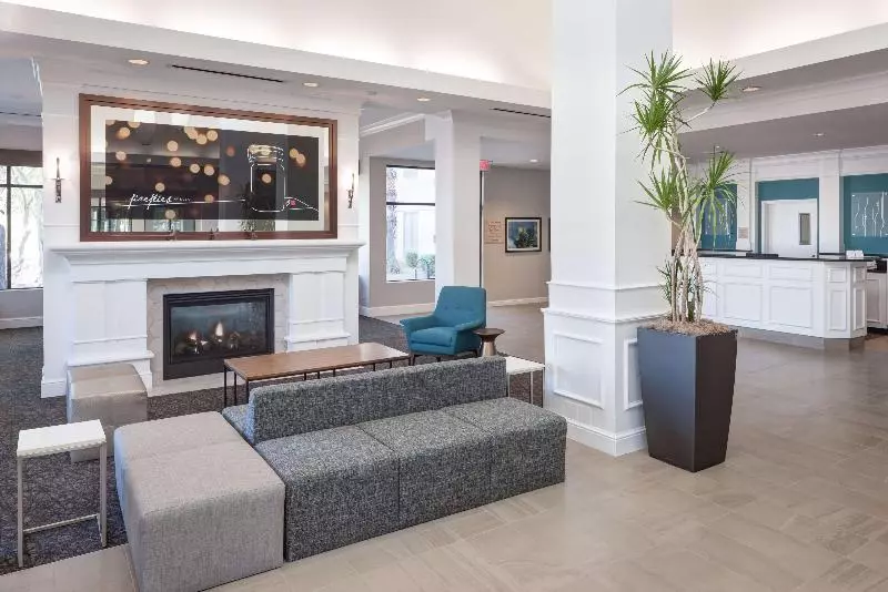 هتل Hilton Garden Inn Tucson Airport