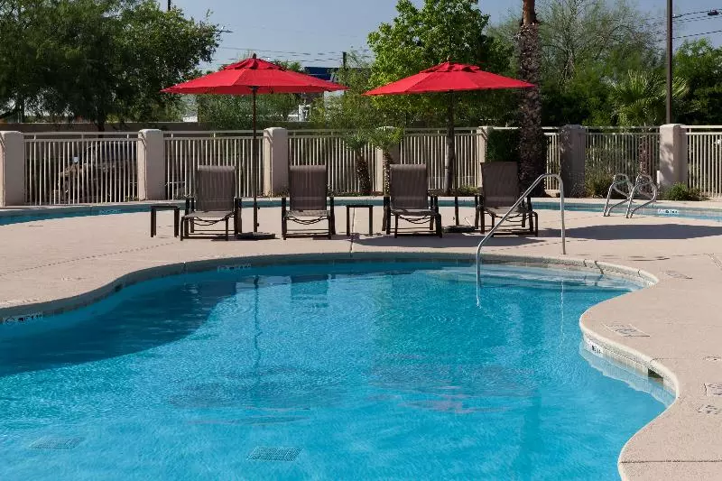 هتل Hilton Garden Inn Tucson Airport
