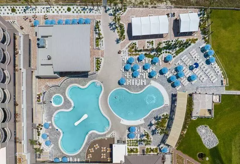 ホテル Hilton Pensacola Beach