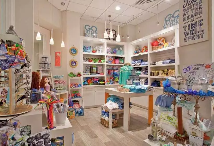 ホテル Hilton Pensacola Beach