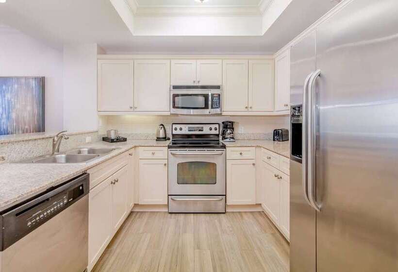 בית מלון כפרי Hilton Pensacola Beach