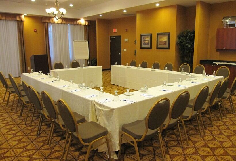 Holiday Inn Express Hotel & Suites Clarington   Bowmanville, An Ihg