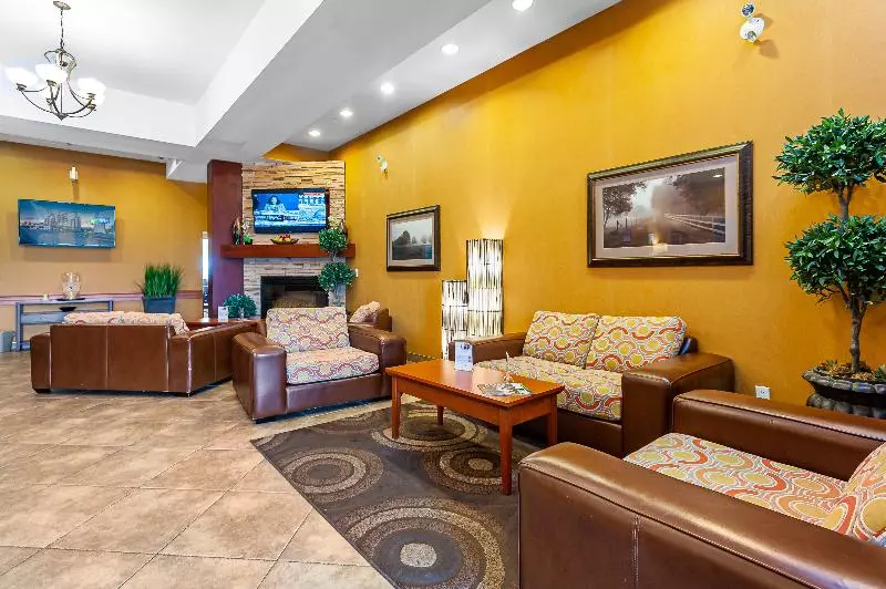 Holiday Inn Express Hotel & Suites Clarington   Bowmanville, An Ihg