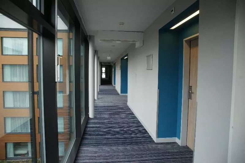 酒店 Holiday Inn Express Zürich Airport, An Ihg