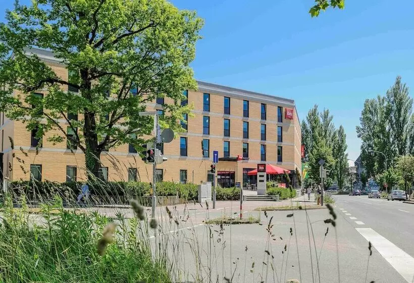 Отель Ibis Konstanz