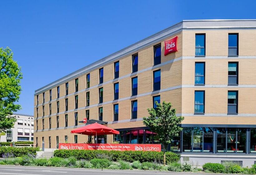Отель Ibis Konstanz