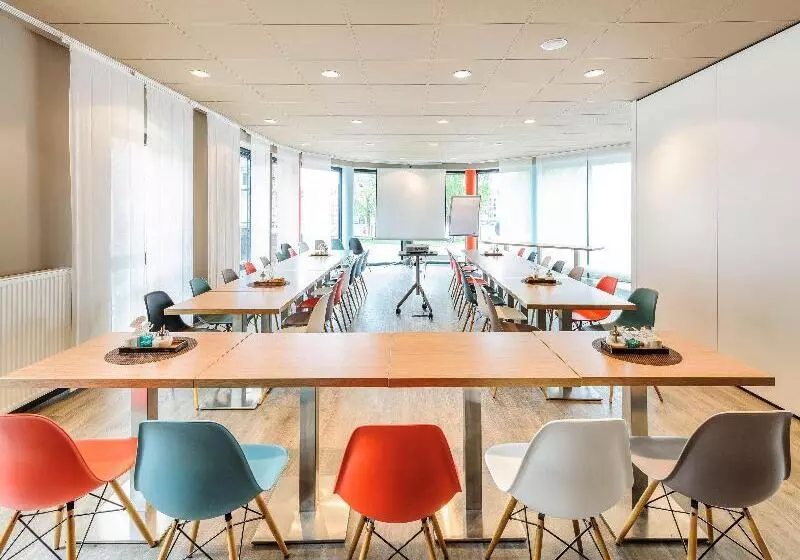 Отель Ibis Konstanz