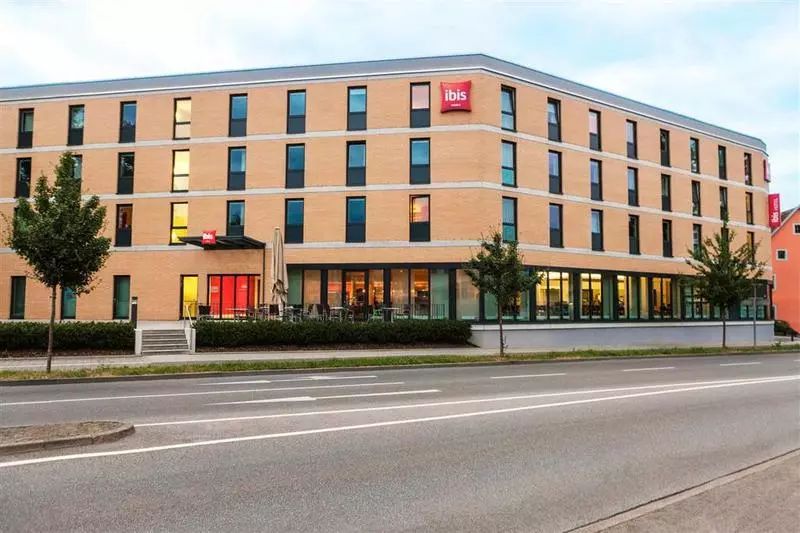 Отель Ibis Konstanz