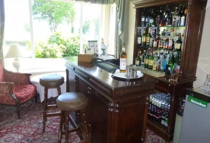 Hotelli Loch Lein Country House