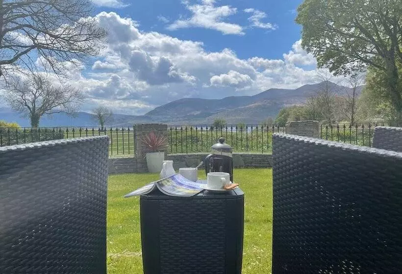 Hotelli Loch Lein Country House