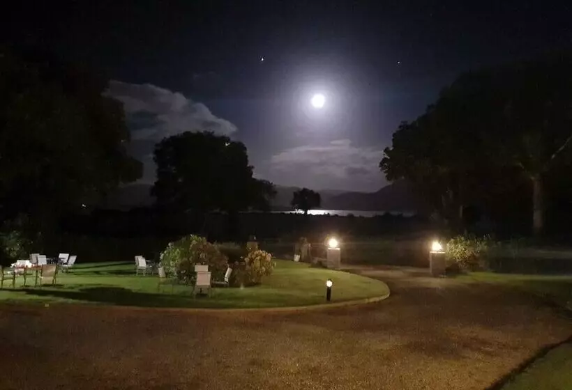 Hotelli Loch Lein Country House