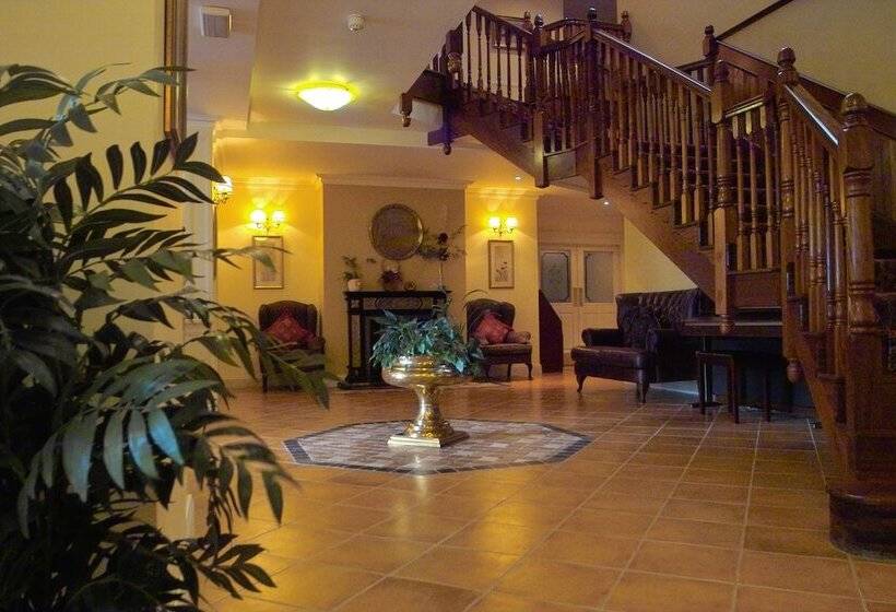 בית מלון כפרי Loch Lein Country House