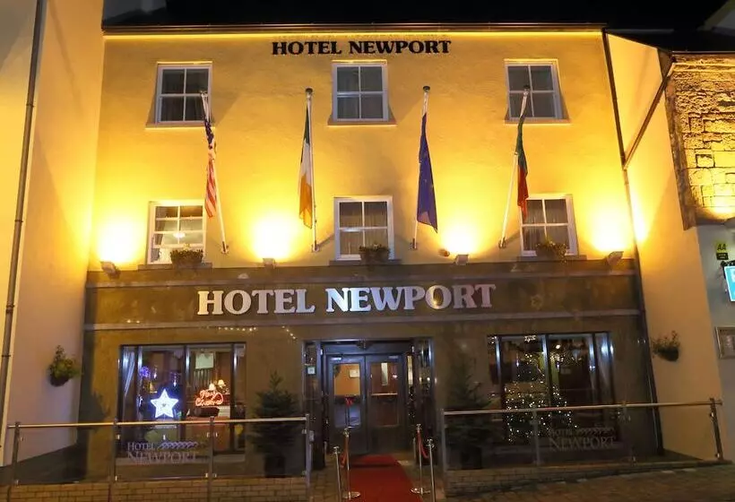 فندق Newport