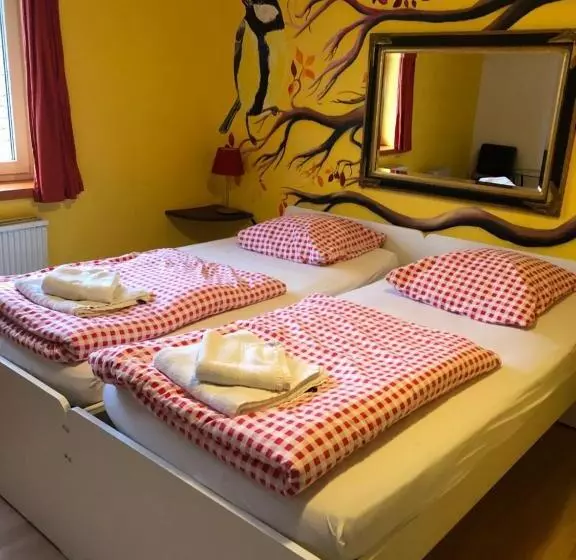 Hotel Oldtown Hostel Otter