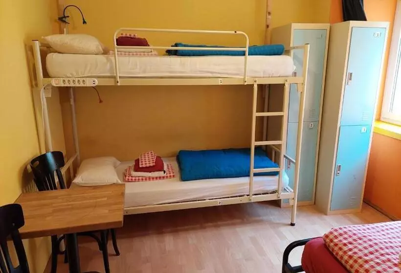 Hotel Oldtown Hostel Otter