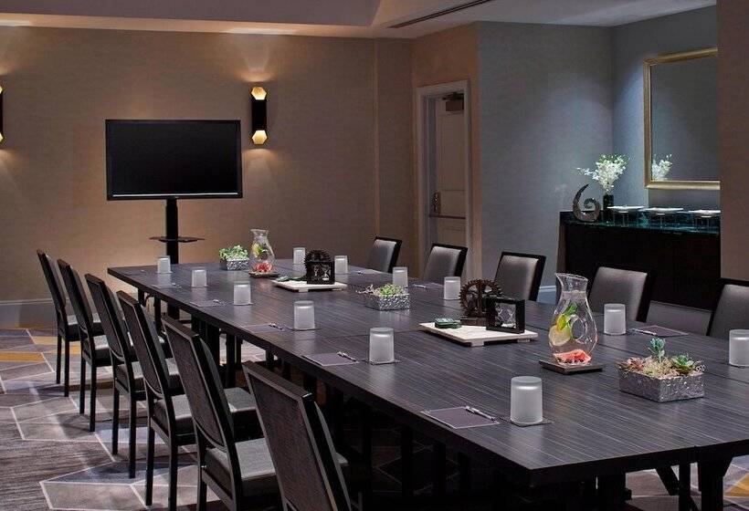 Otel Renaissance Providence Downtown