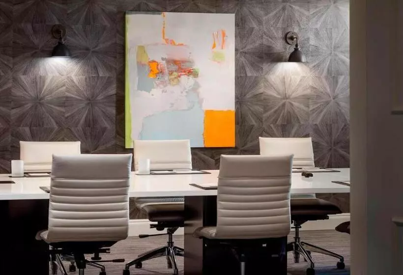 هتل Renaissance Providence Downtown