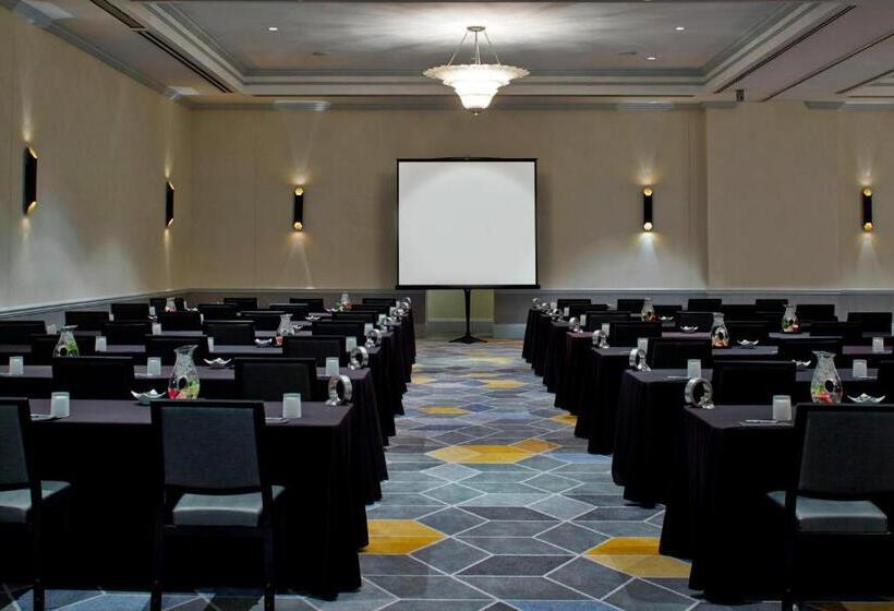 Otel Renaissance Providence Downtown