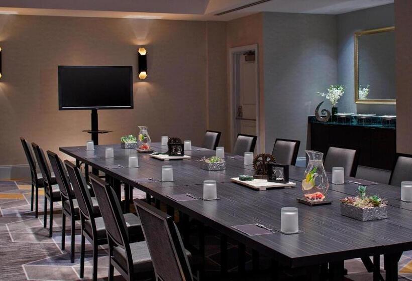 Otel Renaissance Providence Downtown