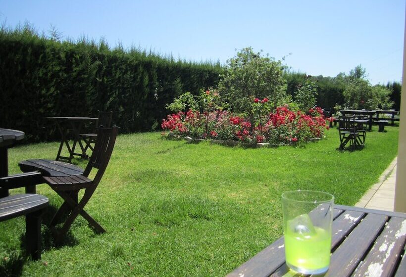 בית מלון כפרי Sierra Luz