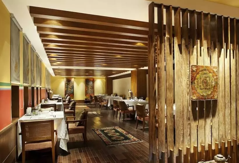 Hotel The St. Regis Lhasa Resort