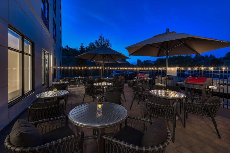 Отель Towneplace Suites By Marriott Sudbury