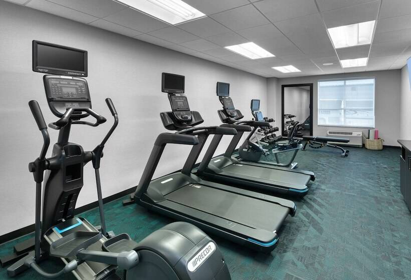 Отель Towneplace Suites By Marriott Sudbury