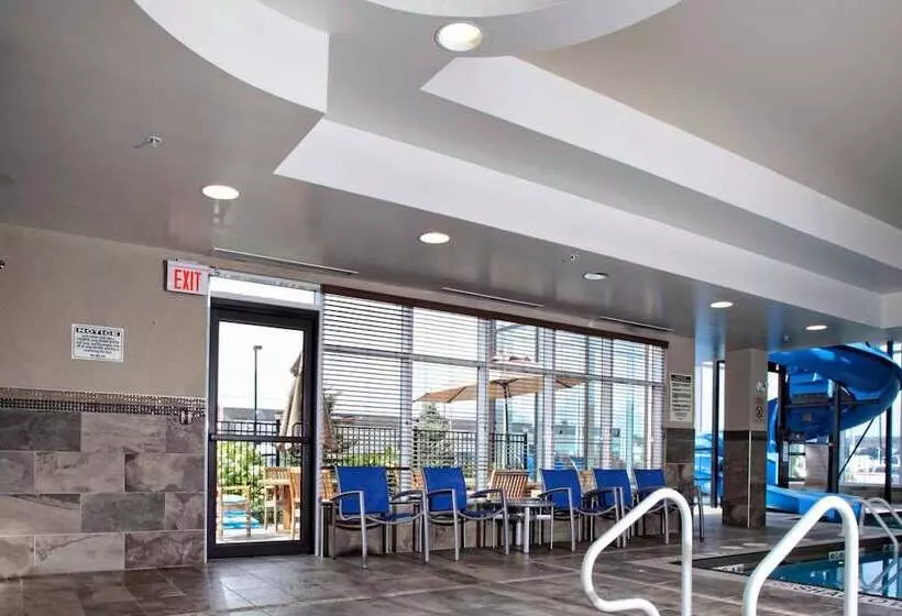 Отель Towneplace Suites By Marriott Sudbury