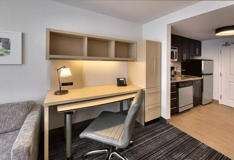 Отель Towneplace Suites By Marriott Sudbury