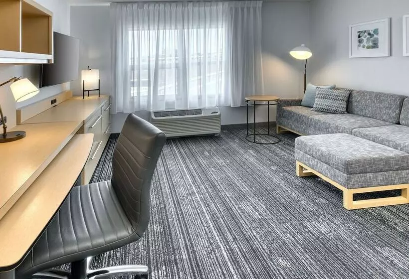 Отель Towneplace Suites By Marriott Sudbury