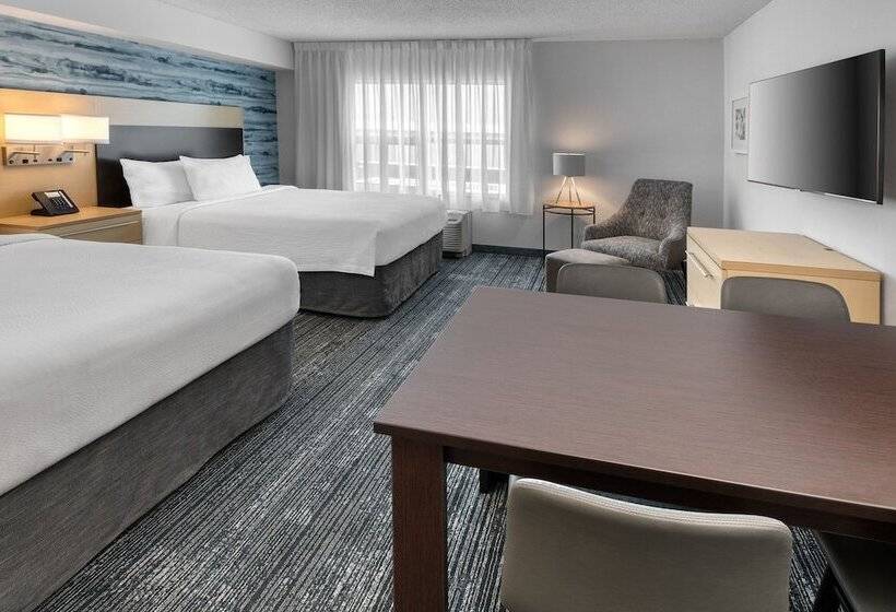 Отель Towneplace Suites By Marriott Sudbury