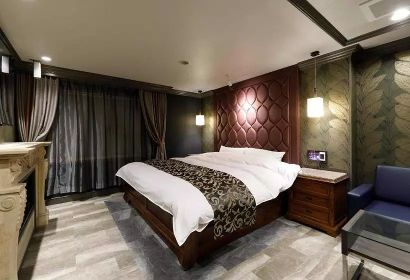 ホテルバースデーきよす店 Hotel Birthday Kiyosu