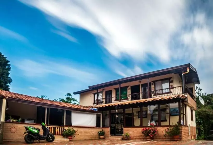 ユースホステル Finca Hotel El Mirador
