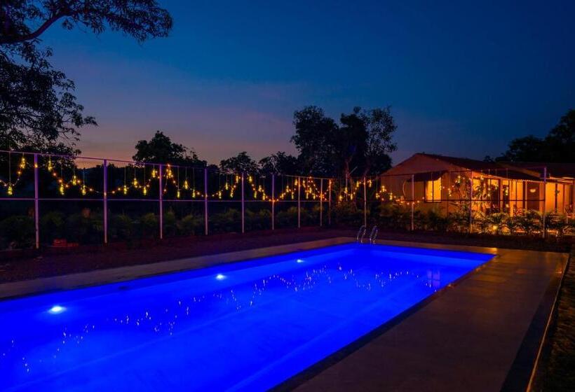 Szálló Zostel Kolad