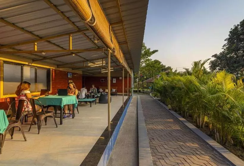 Retkeilymaja Zostel Kolad