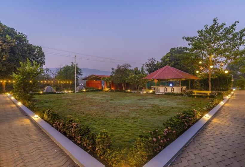 Szálló Zostel Kolad