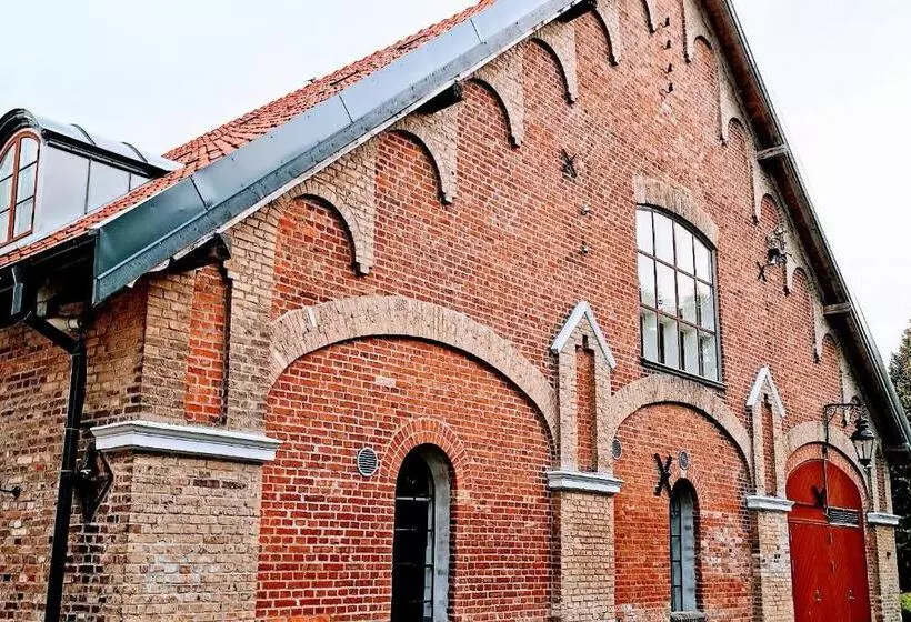 Hotelli 1622  Adults Only