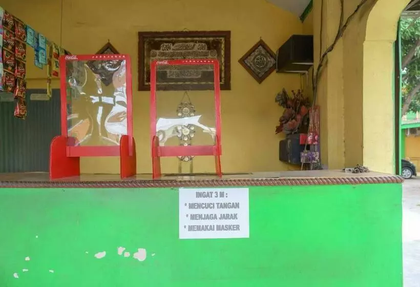 ホテル Bumi Jaya Syariah Redpartner