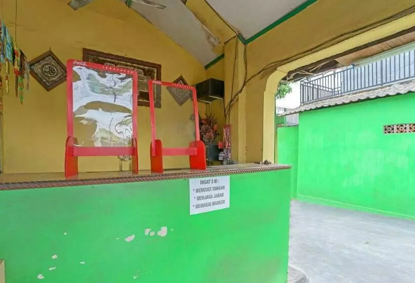 ホテル Bumi Jaya Syariah Redpartner