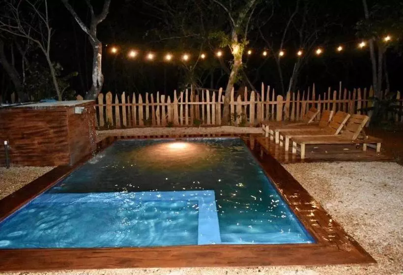 Hotelli Finca Avellanas