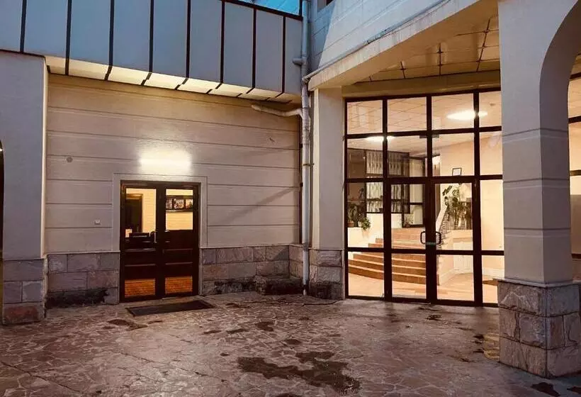 Hotel Green