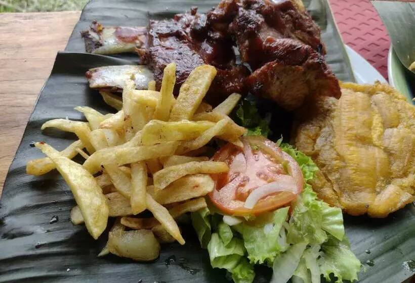 ホテル Cabaña Nido El Gorrión