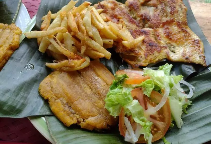 ホテル Cabaña Nido El Gorrión