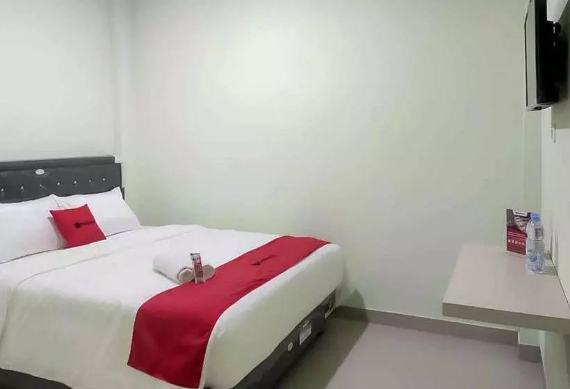Hotelli Reddoorz Near Taman Wisata Alam Punti Kayu Palembang 2