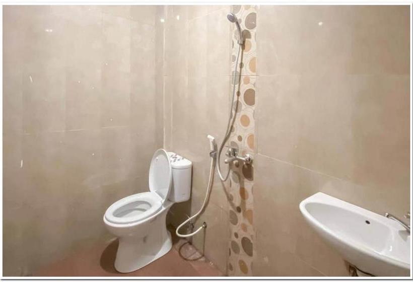 Otel Reddoorz Syariah Near T2 Juanda Airport 2