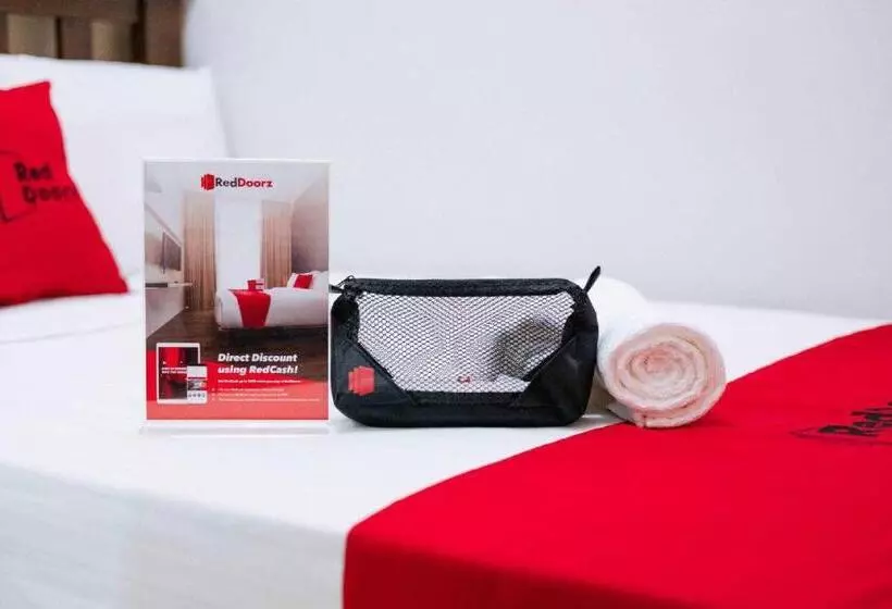 Reddoorz Plus @ Vantas Hotel Parbaba