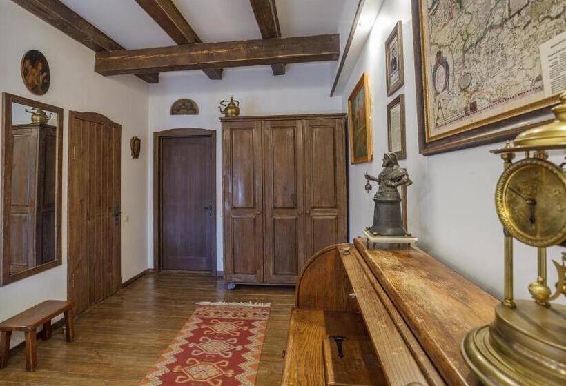 Курорт бутик отель «via Regia»