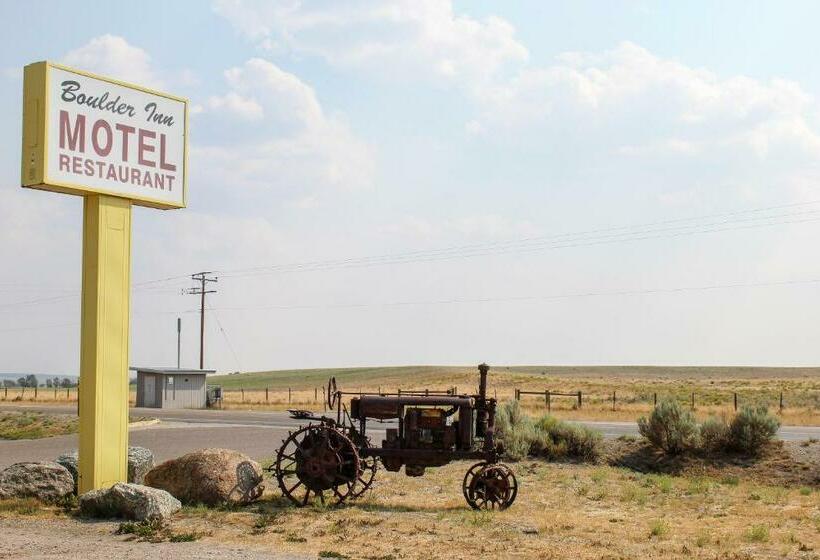 Общежитие Boulder Inn