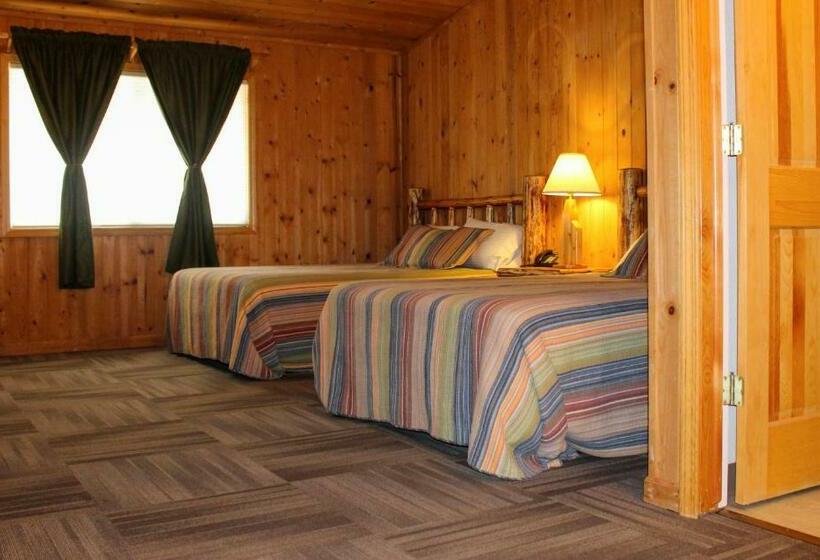 Общежитие Boulder Inn